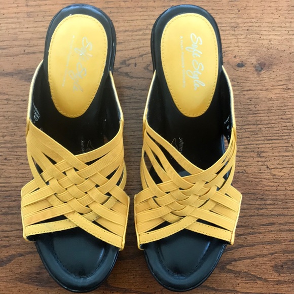 🌴🌴Sandals - Picture 1 of 8